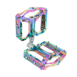 forward-zenith-pedals-oil-slick_000